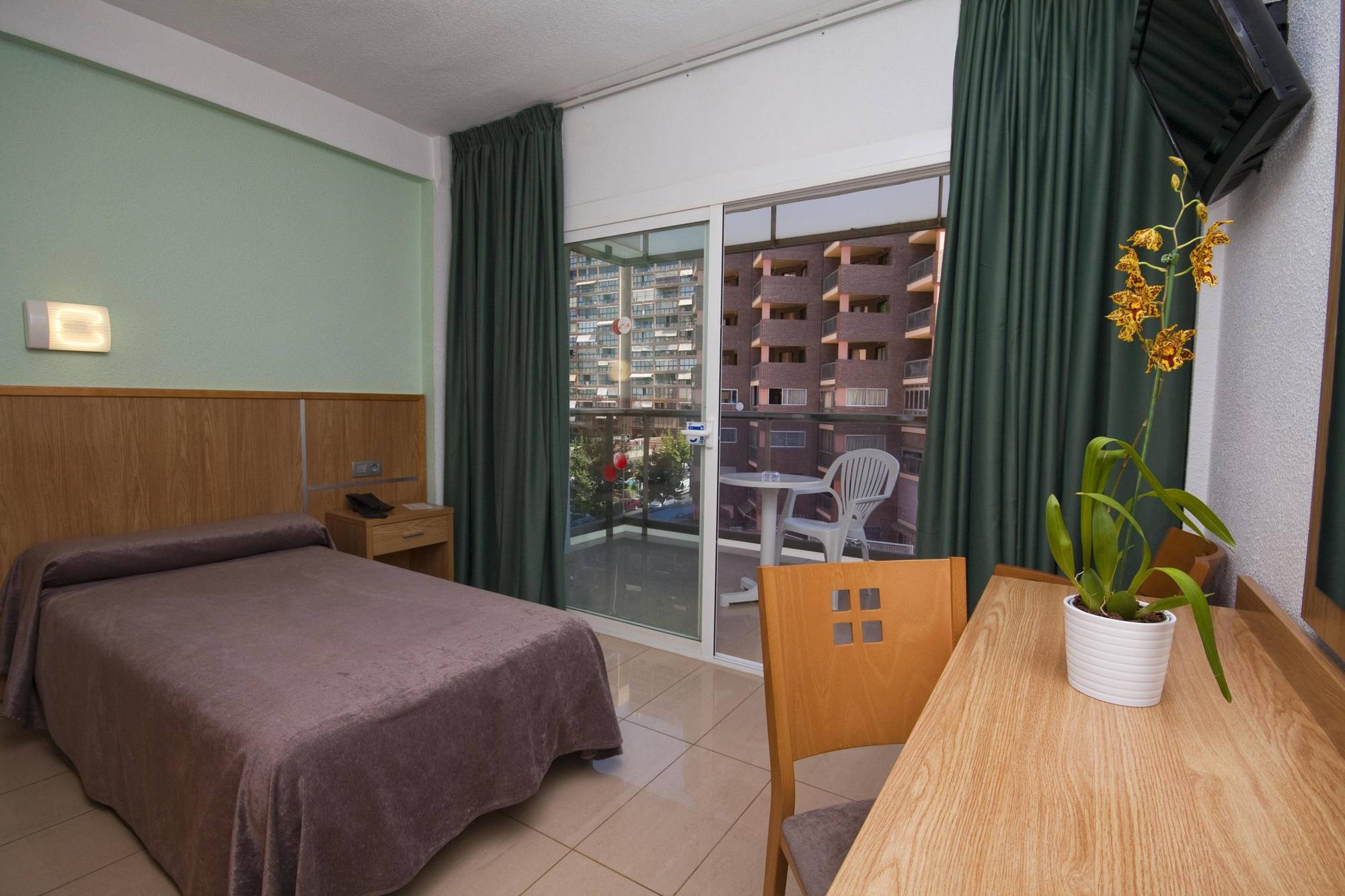 Hotel Perla Benidorm Exteriér fotografie